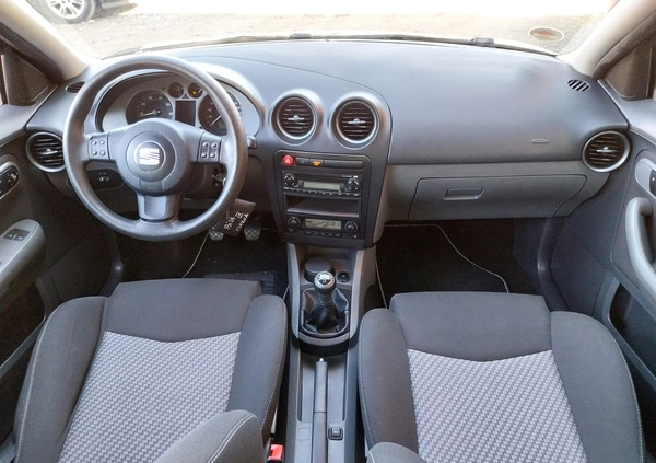 Seat Ibiza cena 14400 przebieg: 125000, rok produkcji 2009 z Sieraków małe 667